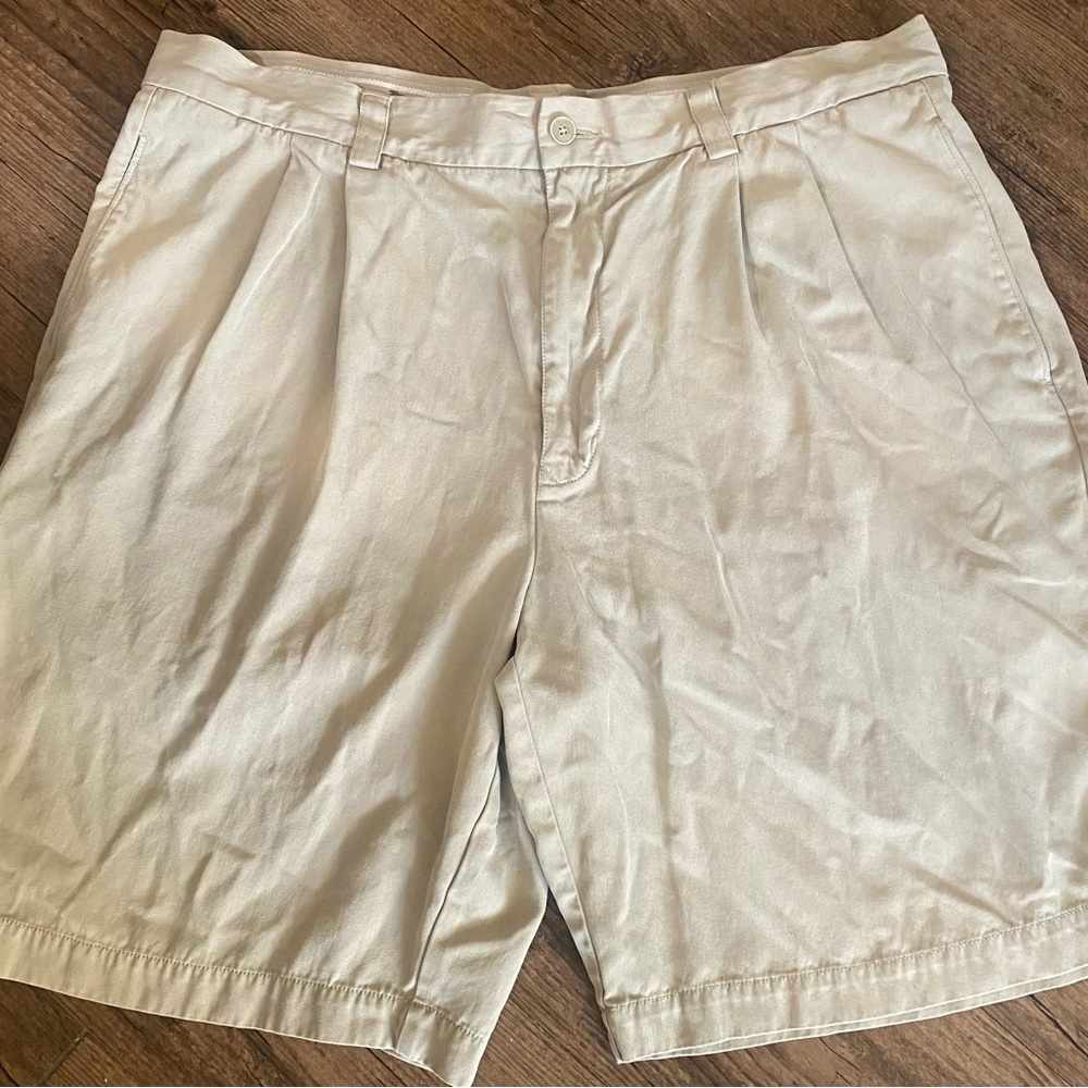 Tommy Bahama Light Tan Flat Front Shorts